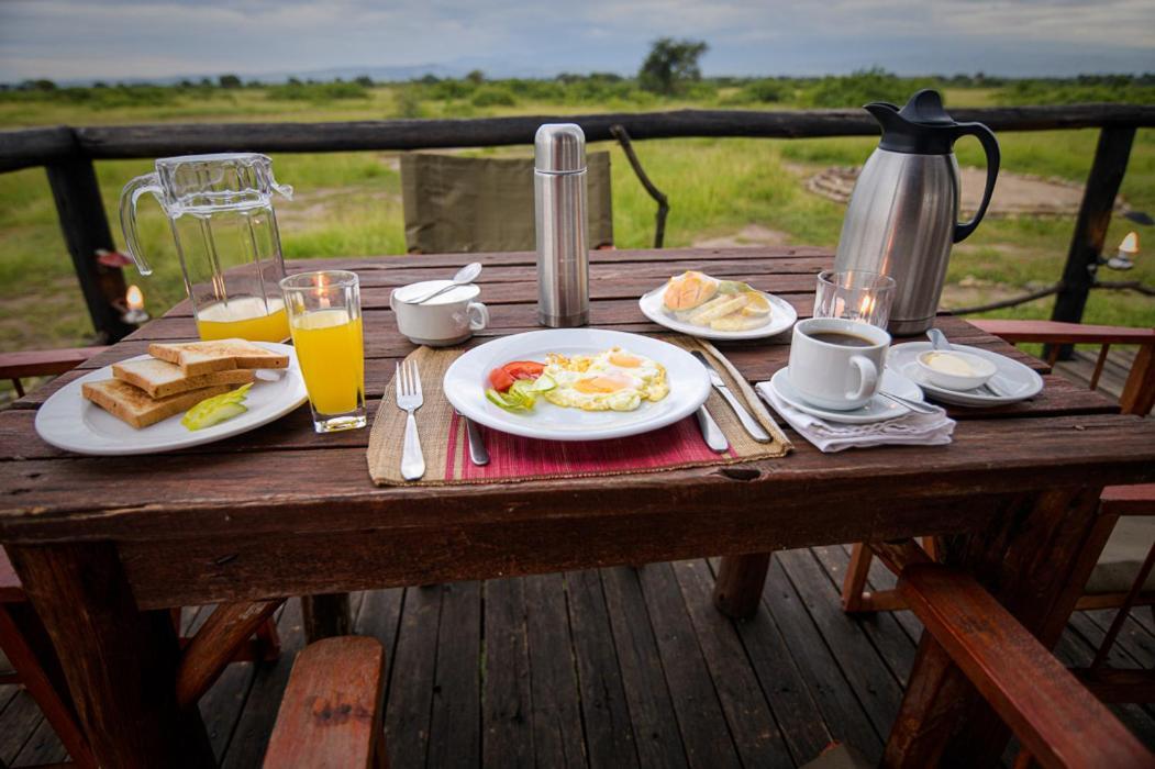 Kazinga Wilderness Safari Camp Hotel Kasese Ngoại thất bức ảnh